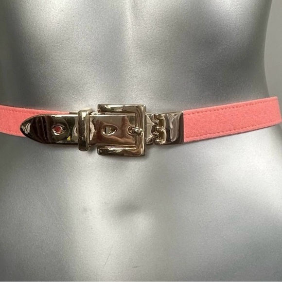 Meet your Posher, Loida - Picture 9 of 16